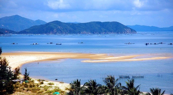 DU LỊCH CỬA LÒ-BIỂN THIÊN CẦM