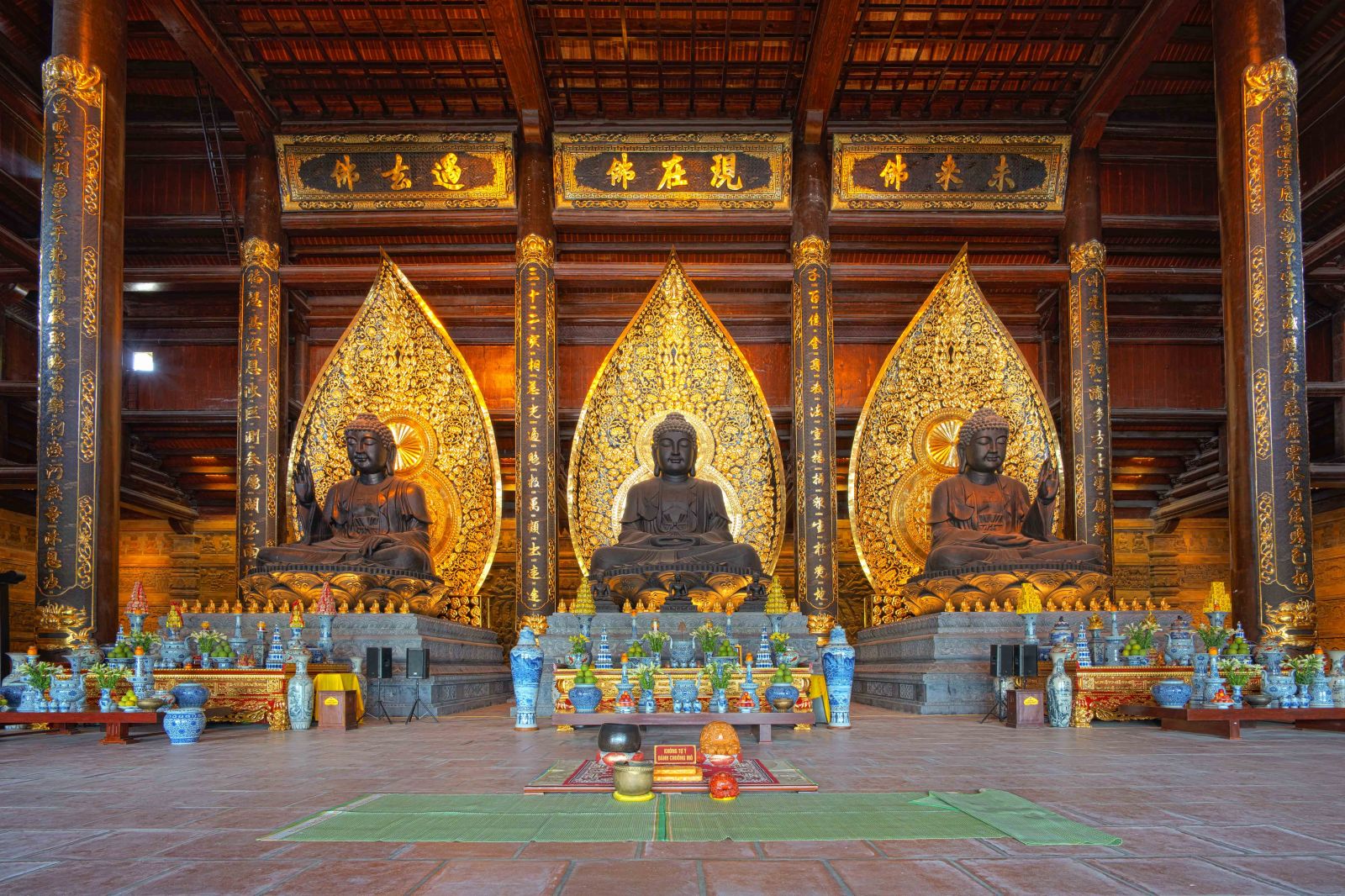 DU LỊCH TÂM LINH
